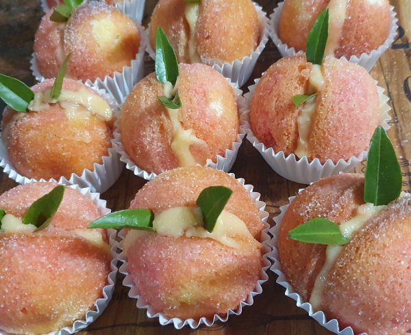 pesche con crema
